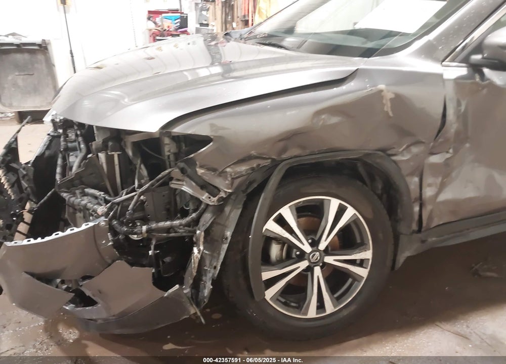 2019 NISSAN ROGUE VIN: JN8AT2MV0KW398800