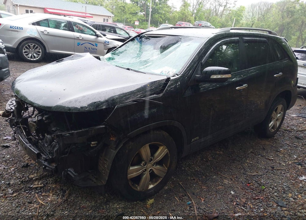 2013 KIA SORENTO VIN: 5XYKUDA69DG366837