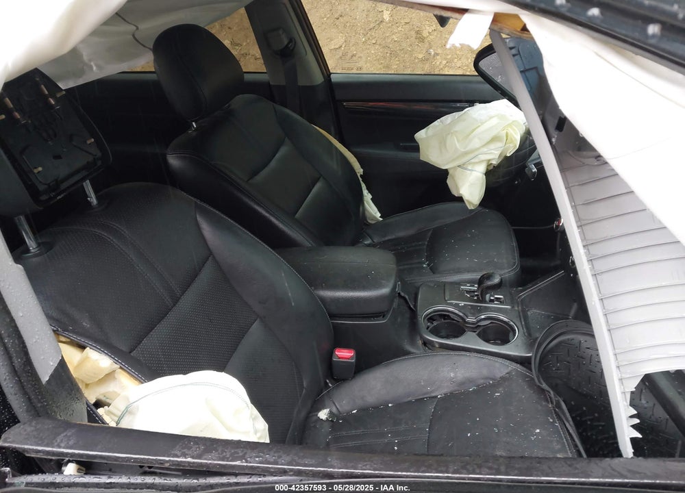 2013 KIA SORENTO VIN: 5XYKUDA69DG366837