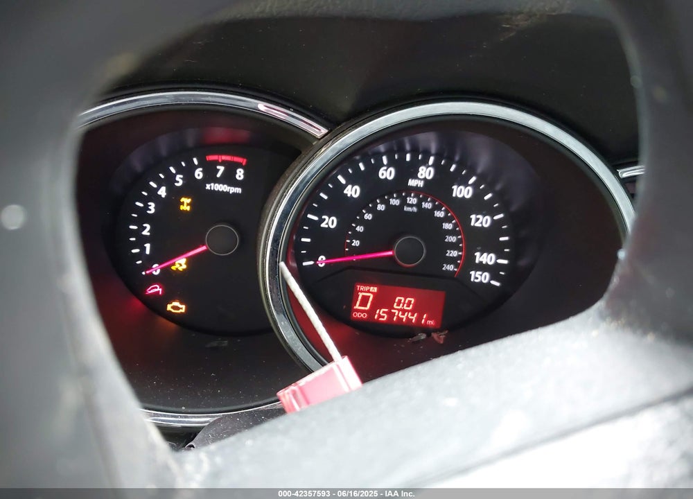 2013 KIA SORENTO VIN: 5XYKUDA69DG366837