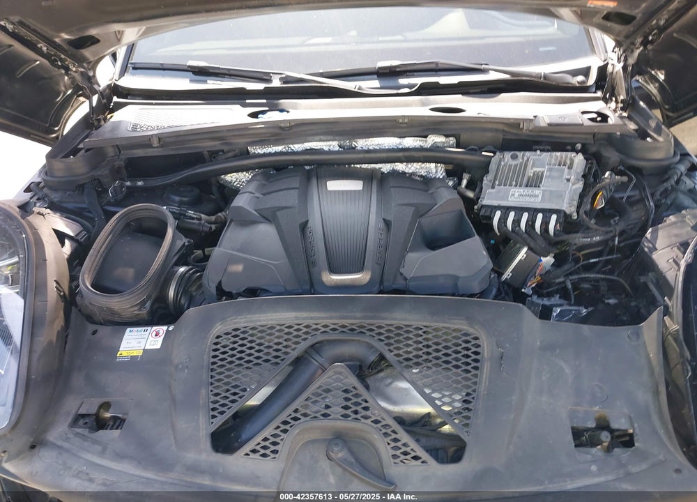 2022 PORSCHE MACAN S VIN: WP1AG2A59NLB24147