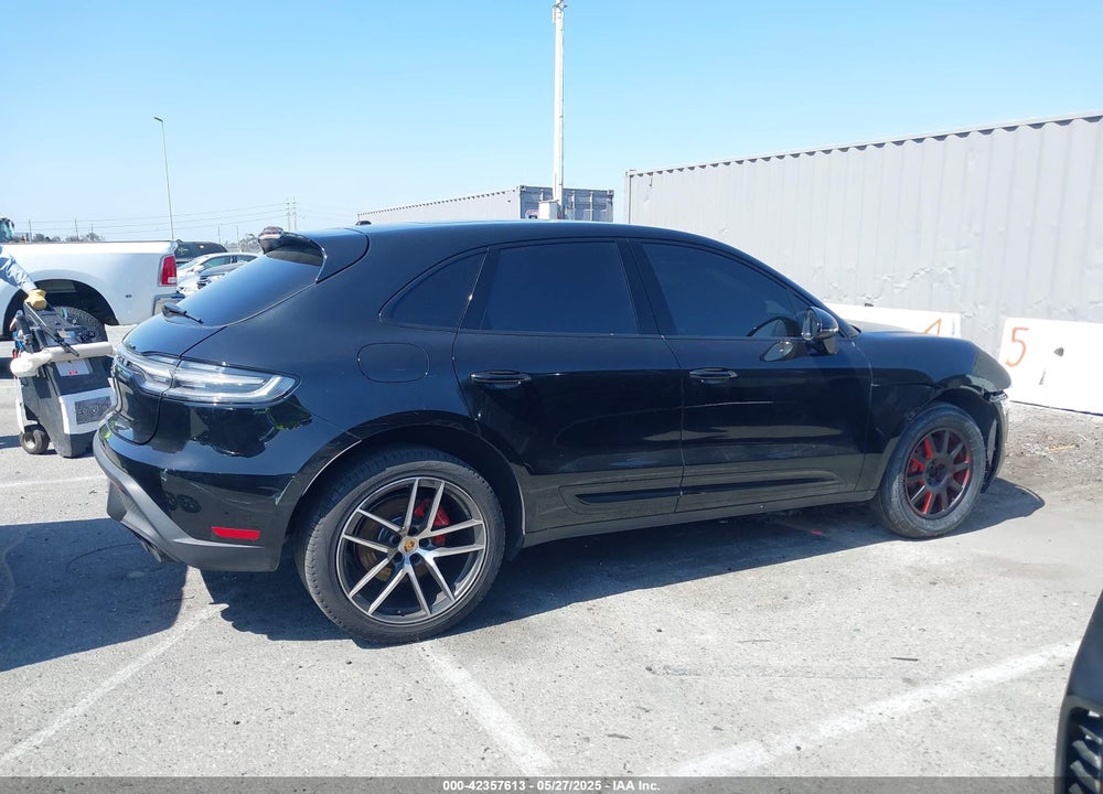 2022 PORSCHE MACAN S VIN: WP1AG2A59NLB24147
