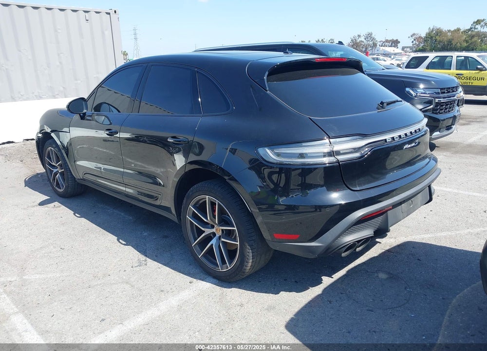 2022 PORSCHE MACAN S VIN: WP1AG2A59NLB24147