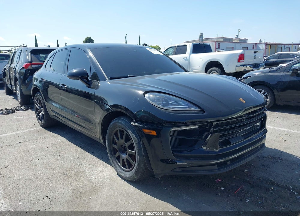 2022 PORSCHE MACAN S VIN: WP1AG2A59NLB24147