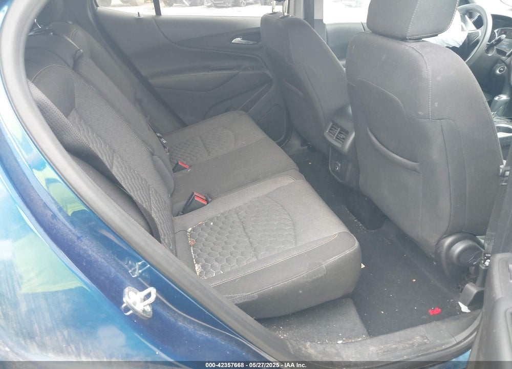 2019 CHEVROLET EQUINOX LT VIN: 3GNAXUEV5KL151845