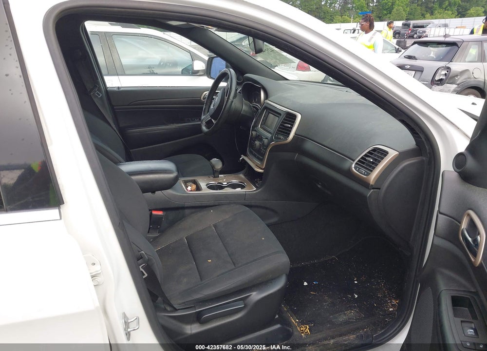 2015 JEEP GRAND CHEROKEE VIN: 1C4RJEAG0FC137458