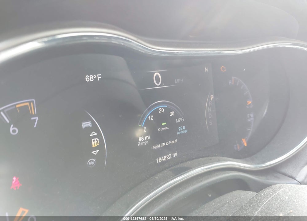 2015 JEEP GRAND CHEROKEE VIN: 1C4RJEAG0FC137458