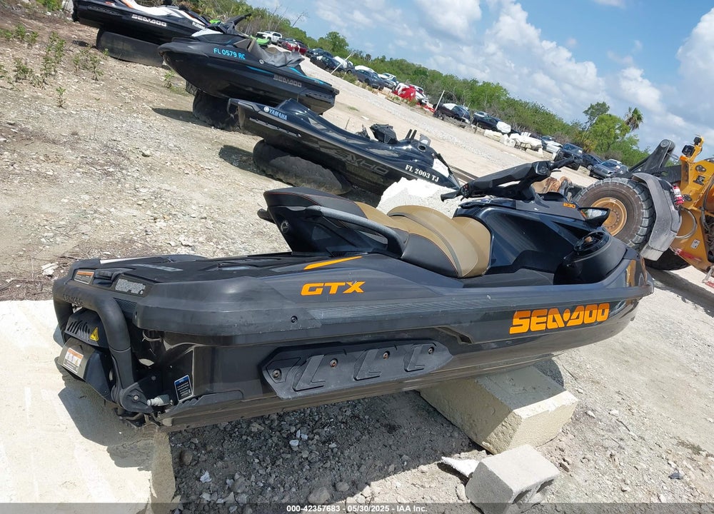2023 SEADOO UNKNOWN VIN: YDV26701J223