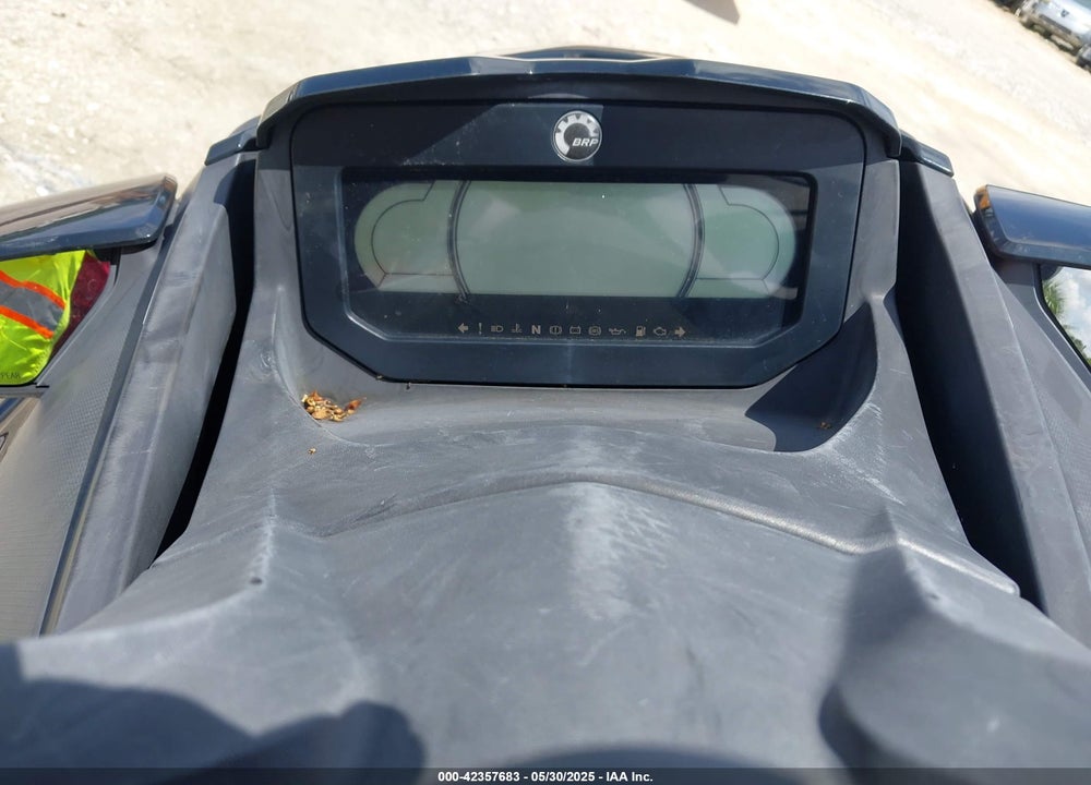 2023 SEADOO UNKNOWN VIN: YDV26701J223
