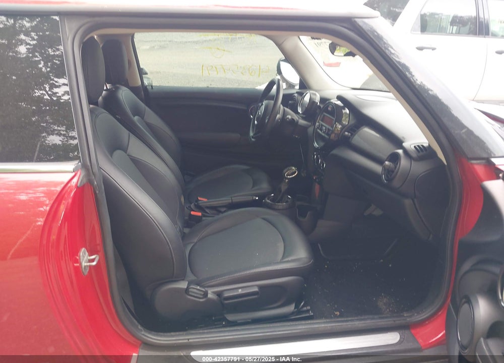 2015 MINI HARDTOP VIN: WMWXM5C51F3A59539