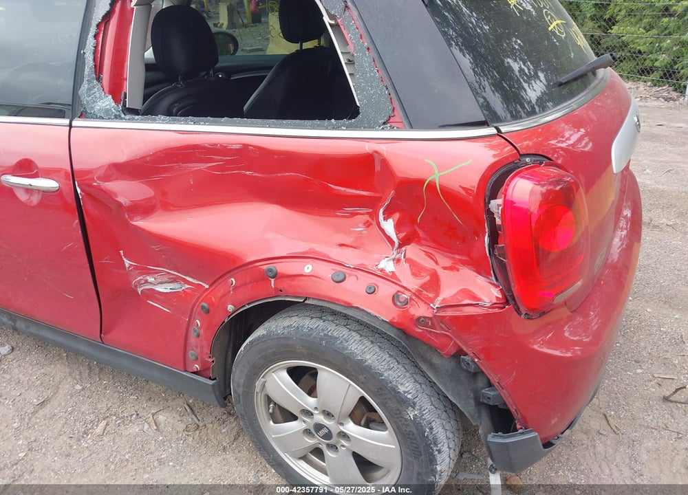 2015 MINI HARDTOP VIN: WMWXM5C51F3A59539