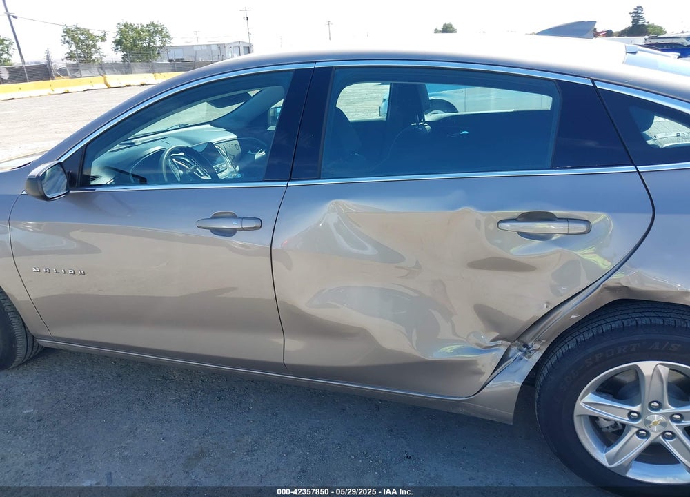 2022 CHEVROLET MALIBU FWD LT VIN: 1G1ZD5ST4NF194626