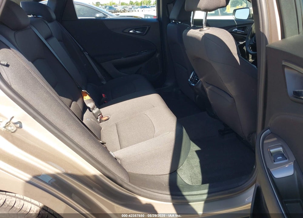 2022 CHEVROLET MALIBU FWD LT VIN: 1G1ZD5ST4NF194626