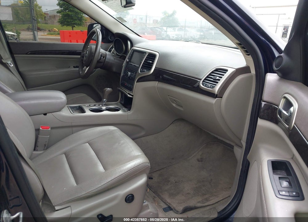 2013 JEEP GRAND CHEROKEE VIN: 1C4RJFAG5DC595385