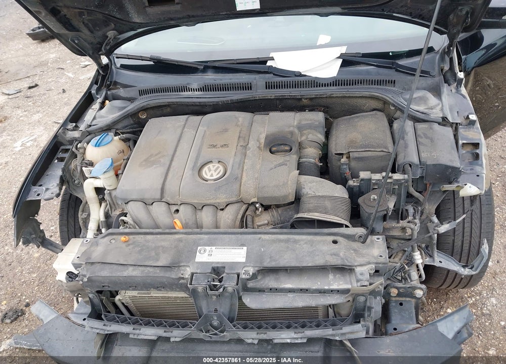 2011 VOLKSWAGEN JETTA 2.5L SE VIN: 3VWDZ7AJ6BM317592