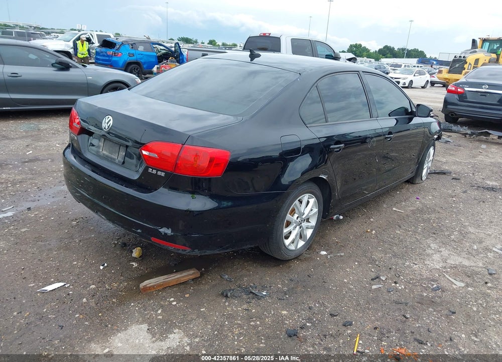 2011 VOLKSWAGEN JETTA 2.5L SE VIN: 3VWDZ7AJ6BM317592