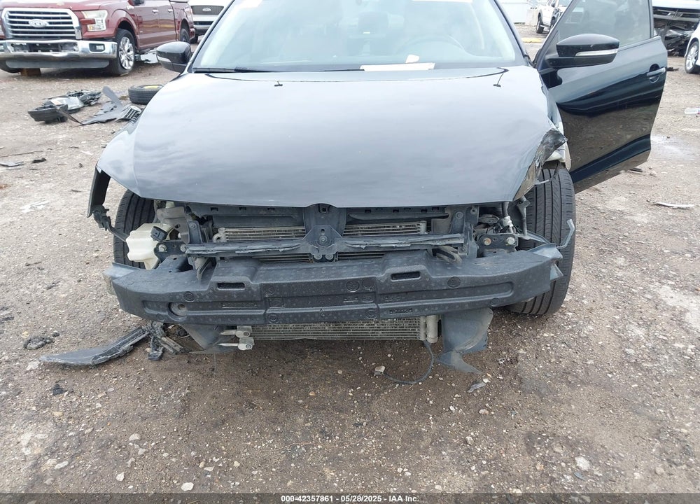 2011 VOLKSWAGEN JETTA 2.5L SE VIN: 3VWDZ7AJ6BM317592