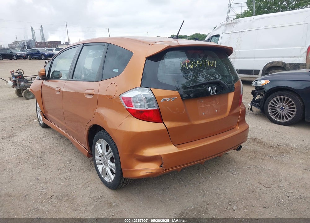2009 HONDA FIT SPORT VIN: JHMGE88459S055789