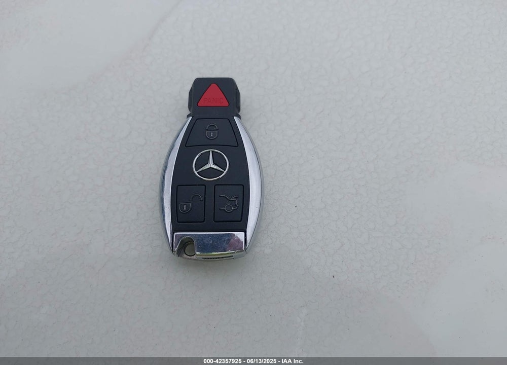 2012 MERCEDES-BENZ E 350 VIN: WDDHF5KBXCA592721