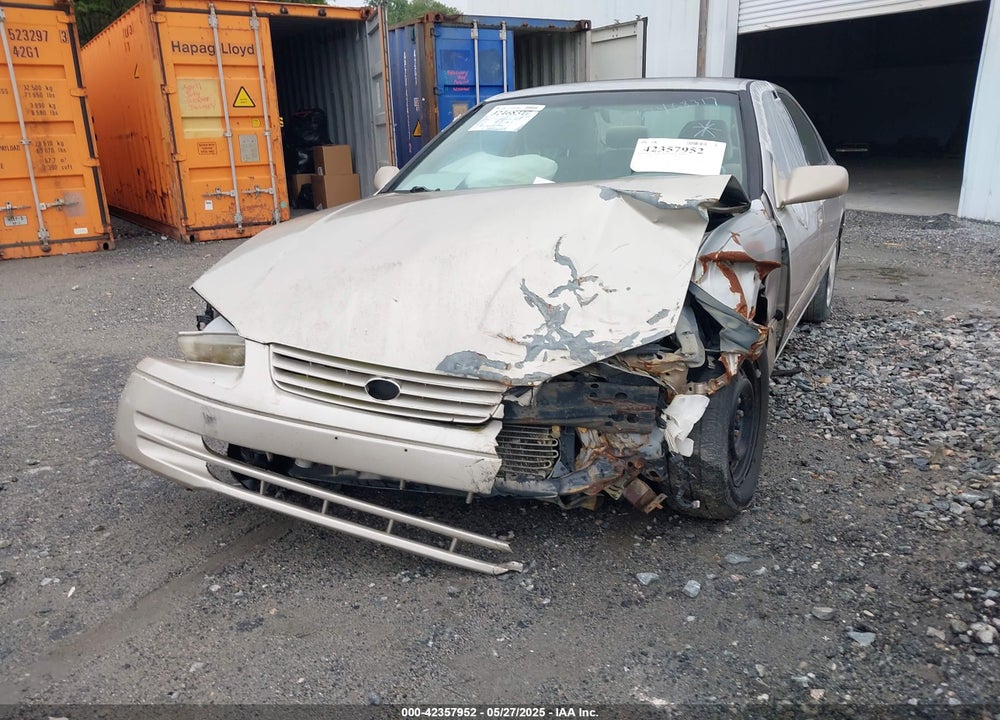 1998 TOYOTA CAMRY XLE V6 VIN: 4T1BF28K6WU065618