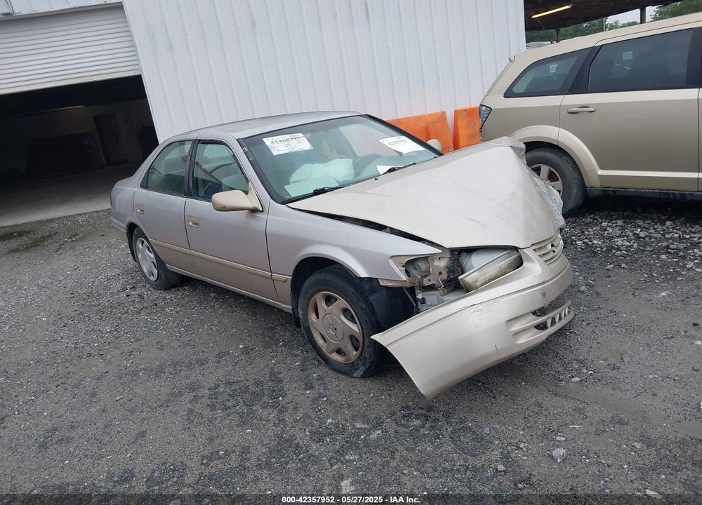 1998 TOYOTA CAMRY XLE V6 VIN: 4T1BF28K6WU065618