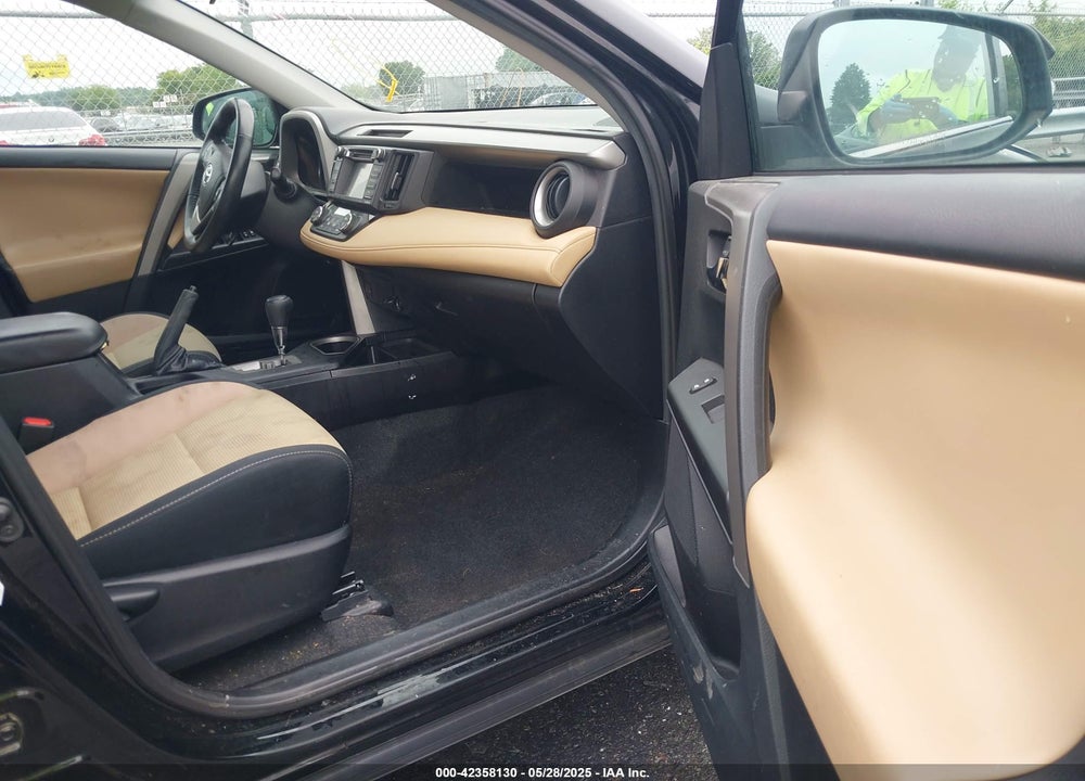 2018 TOYOTA RAV4 VIN: 2T3WFREVXJW501296