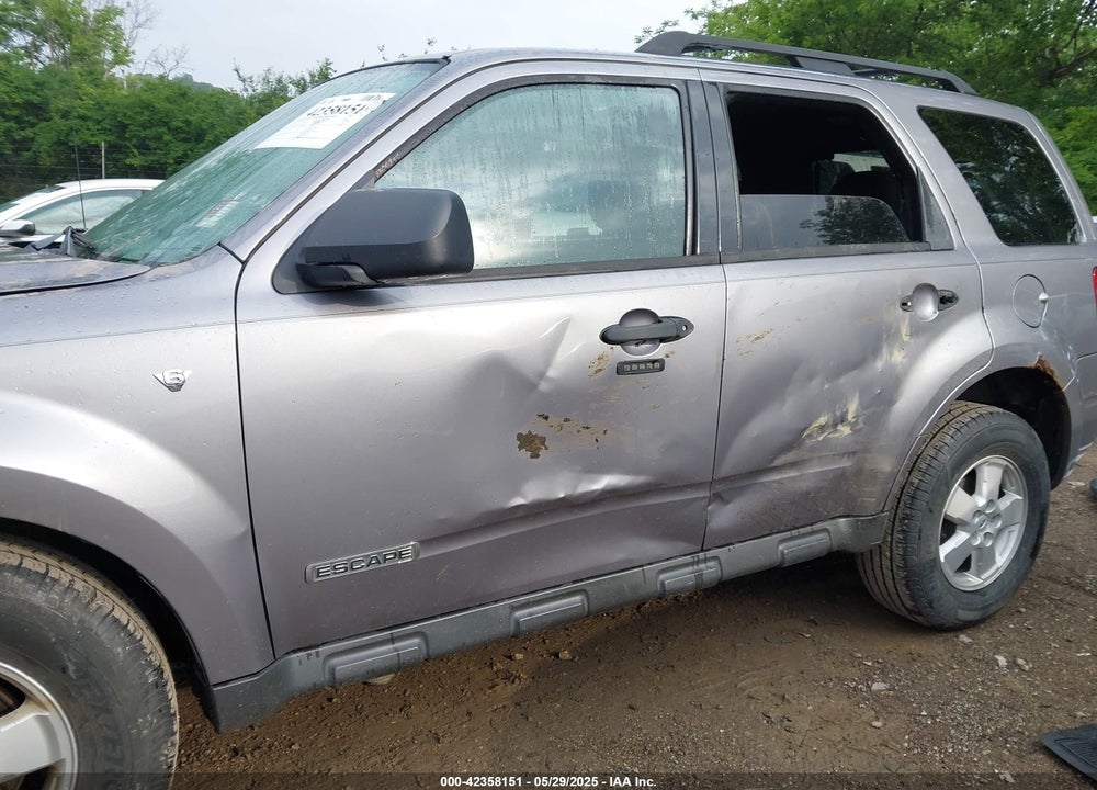 2008 FORD ESCAPE VIN: 1FMCU03118KE12459