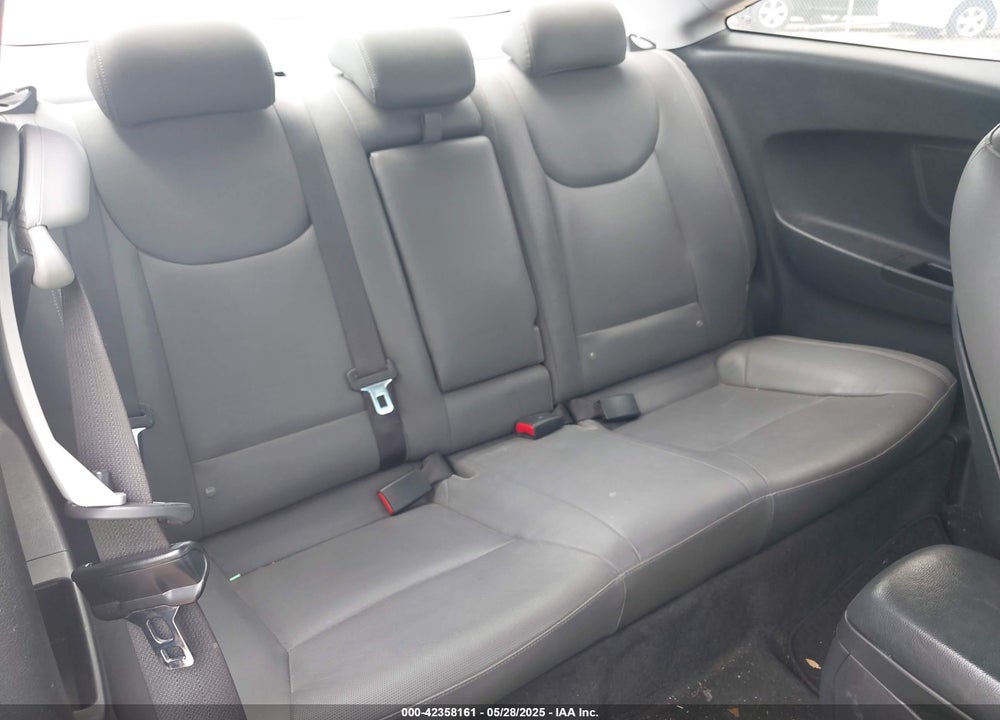 2013 HYUNDAI ELANTRA VIN: KMHDH6AE0DU011100