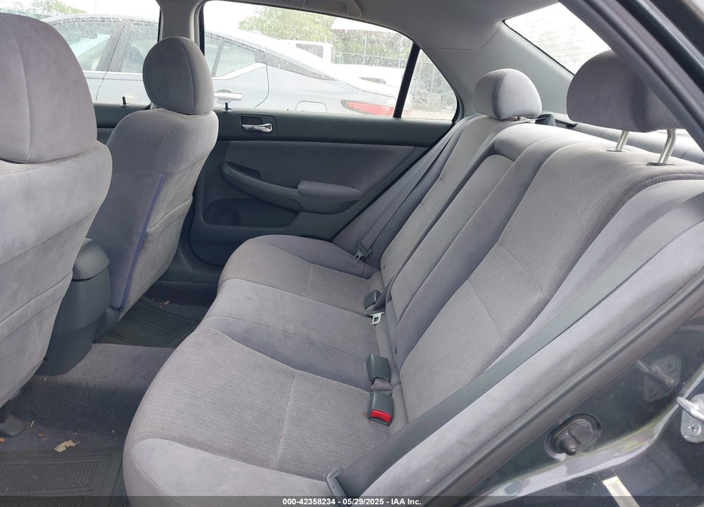 2004 HONDA ACCORD 2.4 LX VIN: JHMCM56344C006791
