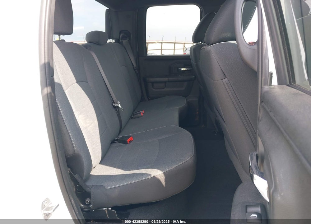 2022 RAM 1500 CLASSIC VIN: 1C6RR7GGXNS164061