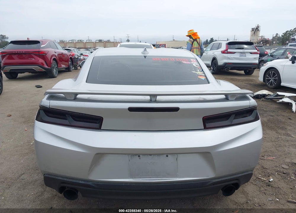 2017 CHEVROLET CAMARO VIN: 1G1FB1RX8H0158262