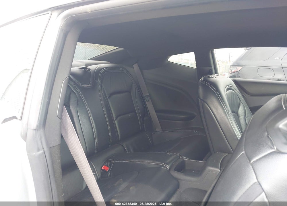 2017 CHEVROLET CAMARO VIN: 1G1FB1RX8H0158262
