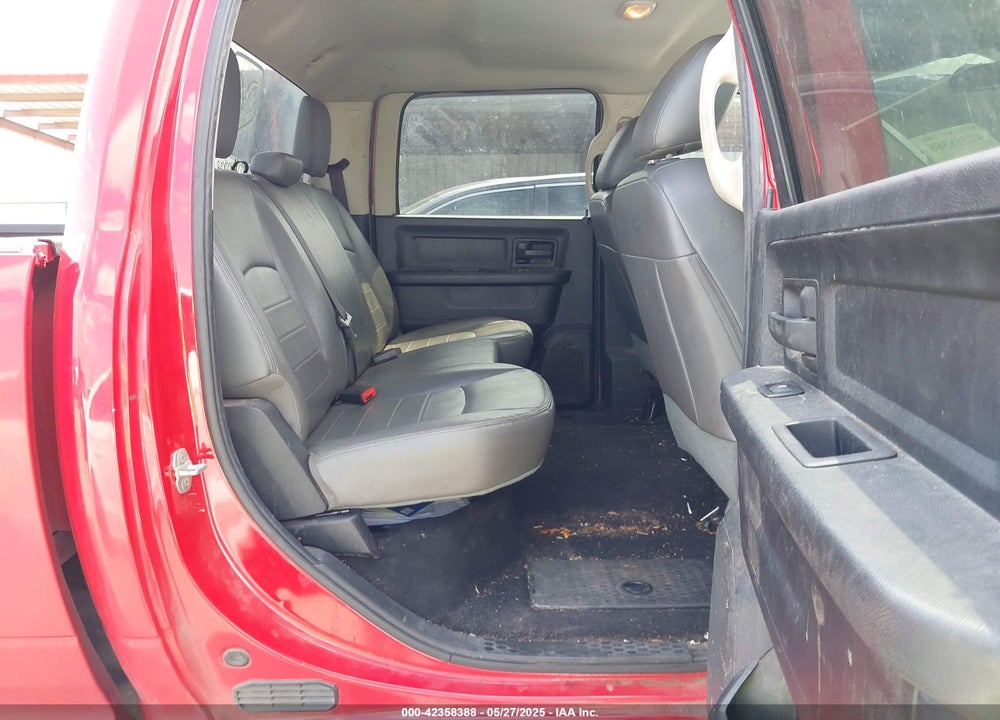 2015 RAM 2500 VIN: 3C6TR4CTXFG573421