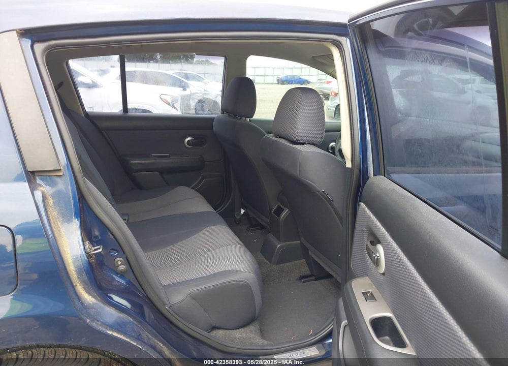 2008 NISSAN VERSA VIN: 3N1BC13E08L396123