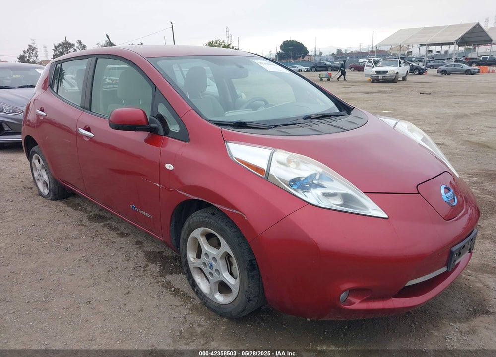 2011 NISSAN LEAF SL VIN: JN1AZ0CP4BT008027