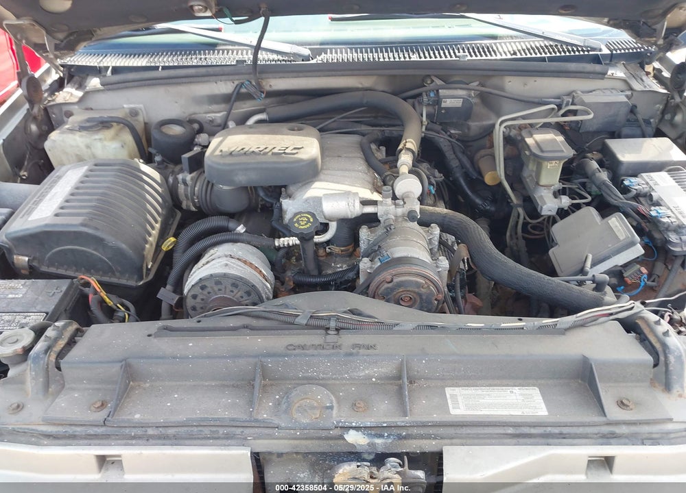 1999 GMC SUBURBAN 2500 SL VIN: 3GKGK26J2XG505570