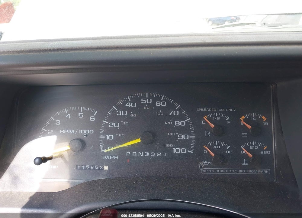 1999 GMC SUBURBAN 2500 SL VIN: 3GKGK26J2XG505570