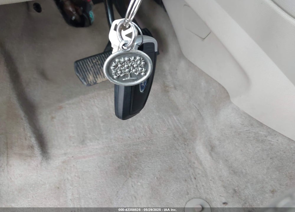 2014 FORD ESCAPE SE VIN: 1FMCU9G9XEUA15367
