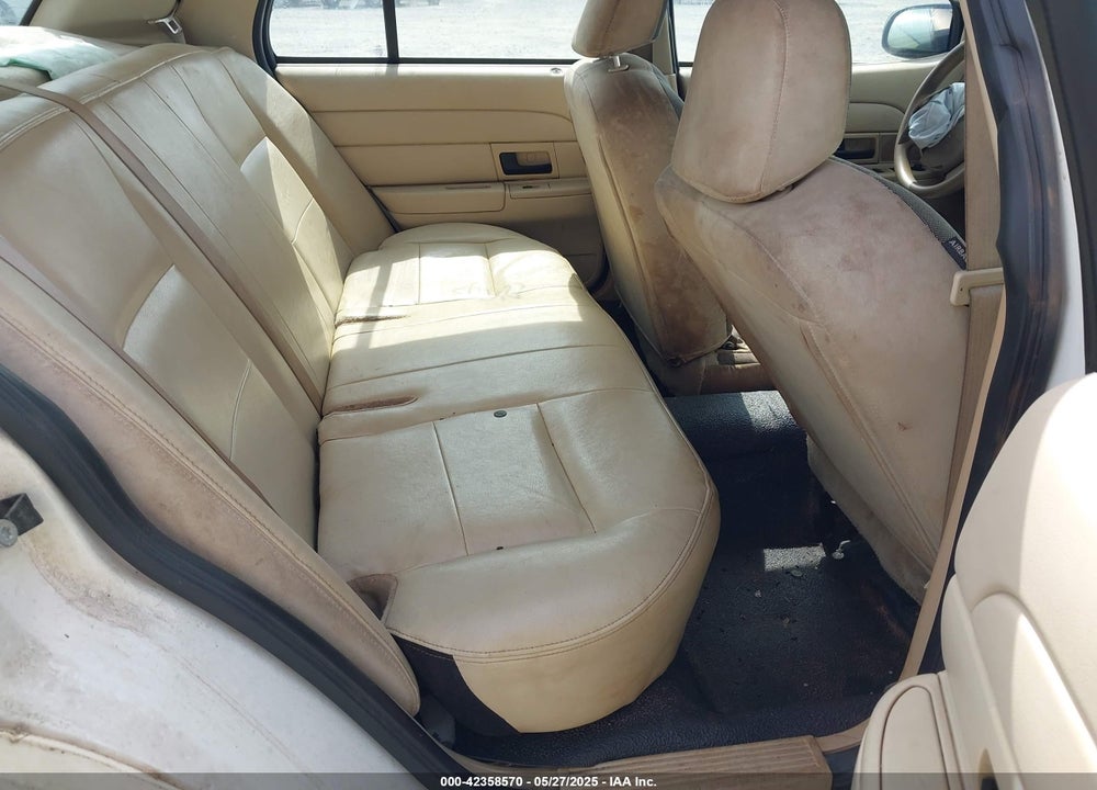 2009 FORD CROWN VICTORIA VIN: 2FAHP71V39X112524