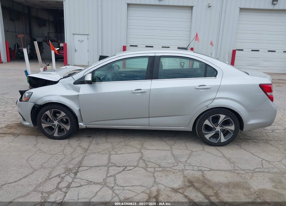 2019 CHEVROLET SONIC VIN: 1G1JF5SB9K4121032