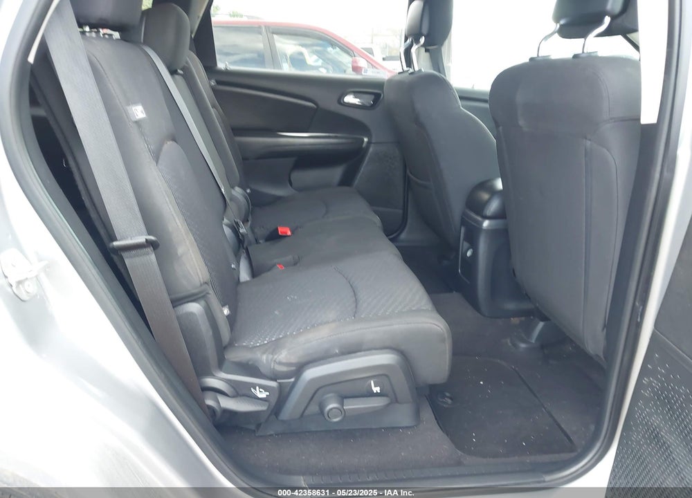 2018 DODGE JOURNEY SE VIN: 3C4PDCAB8JT520021