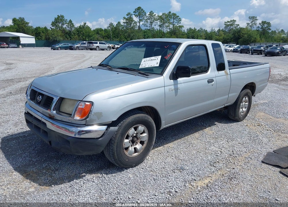 2000 NISSAN FRONTIER XE VIN: 1N6DD26S0YC432718