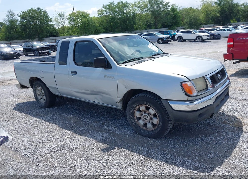 2000 NISSAN FRONTIER XE VIN: 1N6DD26S0YC432718