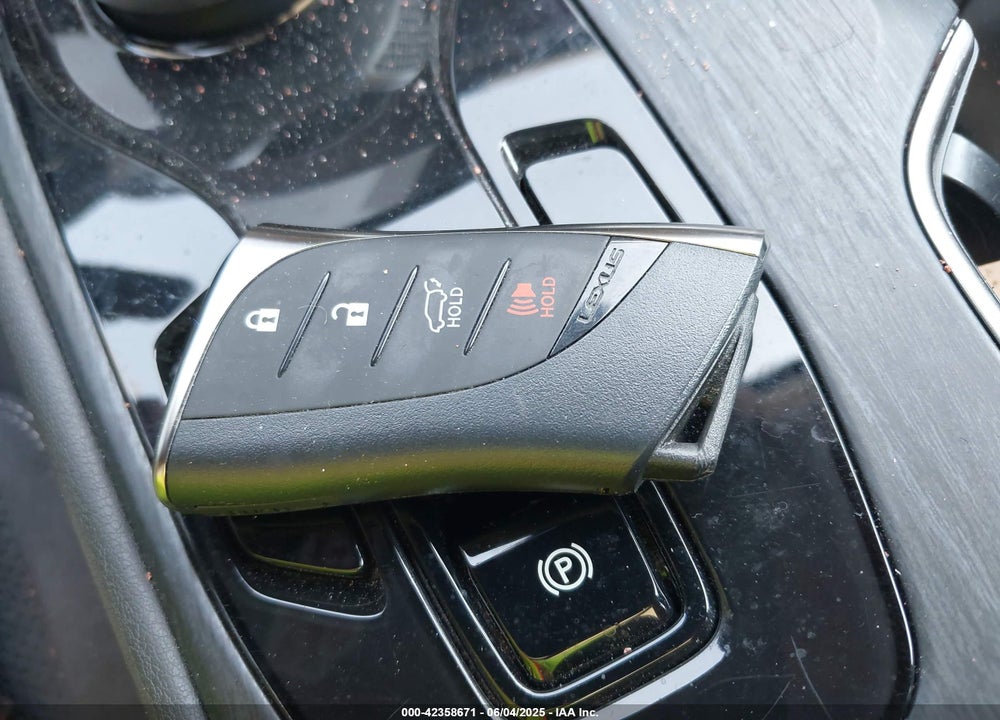 2023 LEXUS RZ 450E LUXURY VIN: JTJAAAAB4PA011429