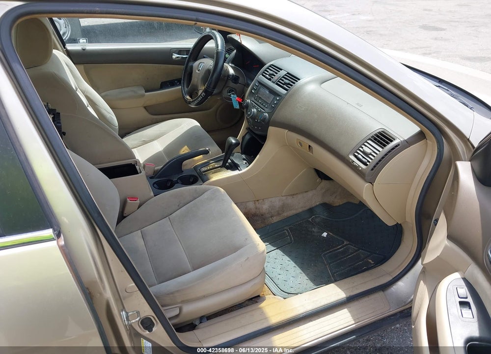 2003 HONDA ACCORD 2.4 LX VIN: 1HGCM56413A032836