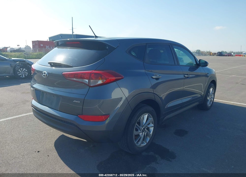 2018 HYUNDAI TUCSON VIN: KM8J2CA44JU655348