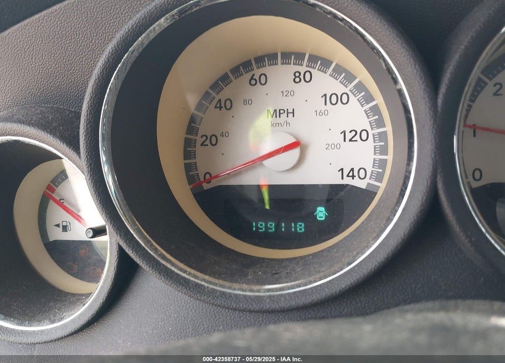 2010 DODGE CHARGER VIN: 2B3CK3CV8AH118408