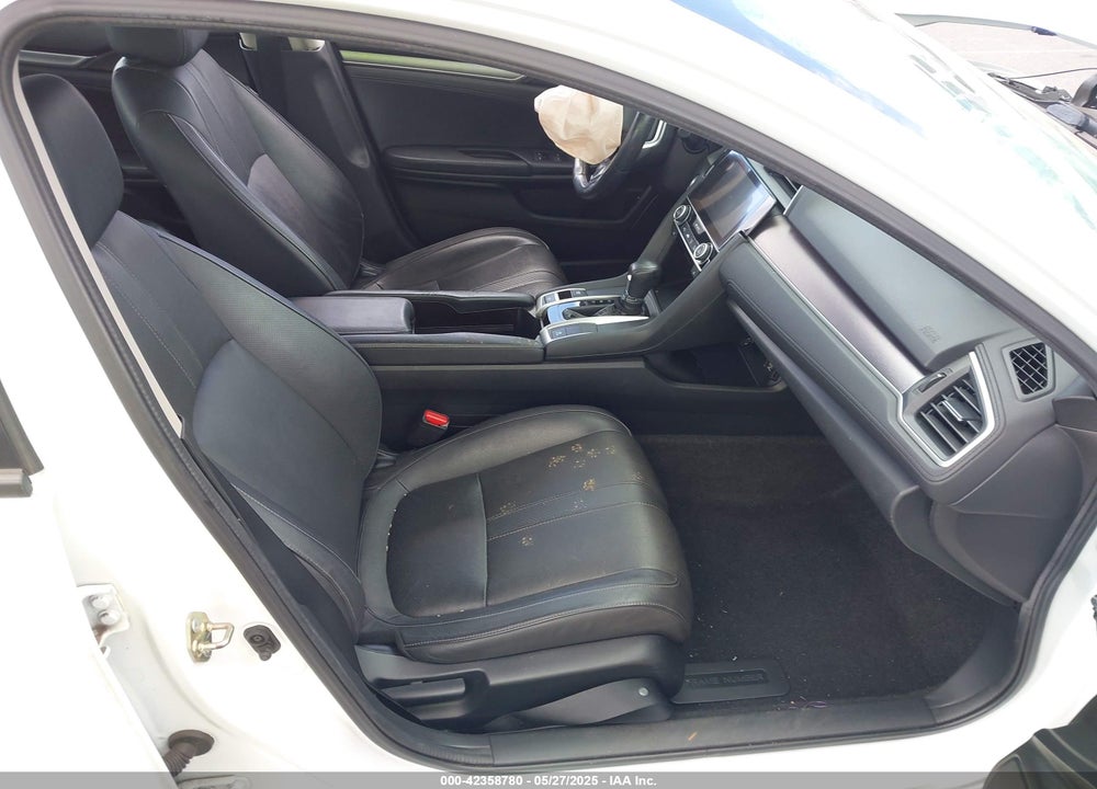 2017 HONDA CIVIC EX-L VIN: 2HGFC1F73HH641745