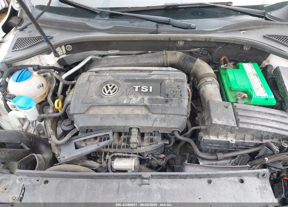 2015 VOLKSWAGEN PASSAT VIN: 1VWBS7A32FC055087