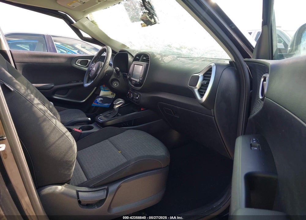 2020 KIA SOUL VIN: KNDJ23AU1L7720906
